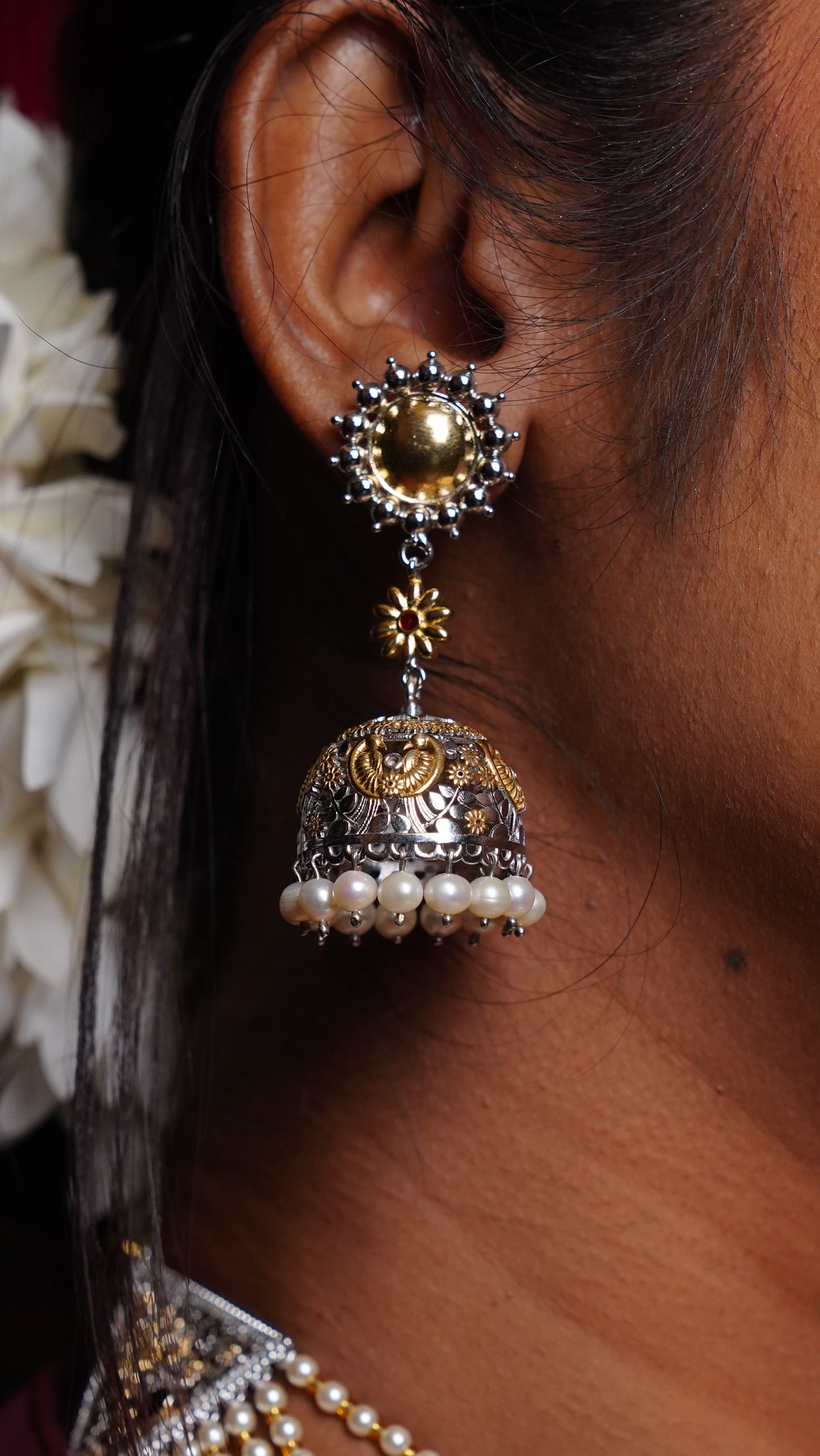 Malini jhumka