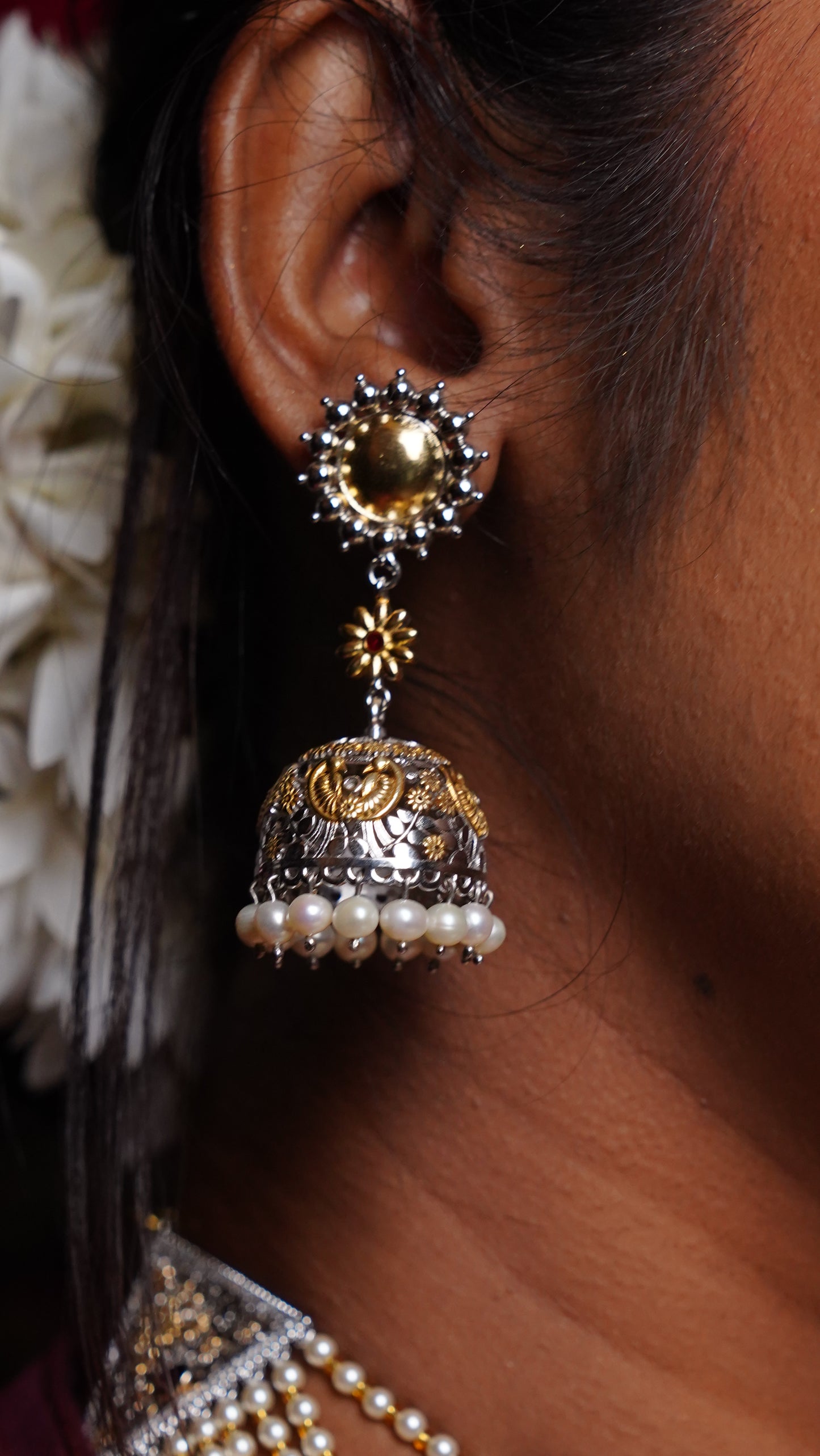 Malini jhumka
