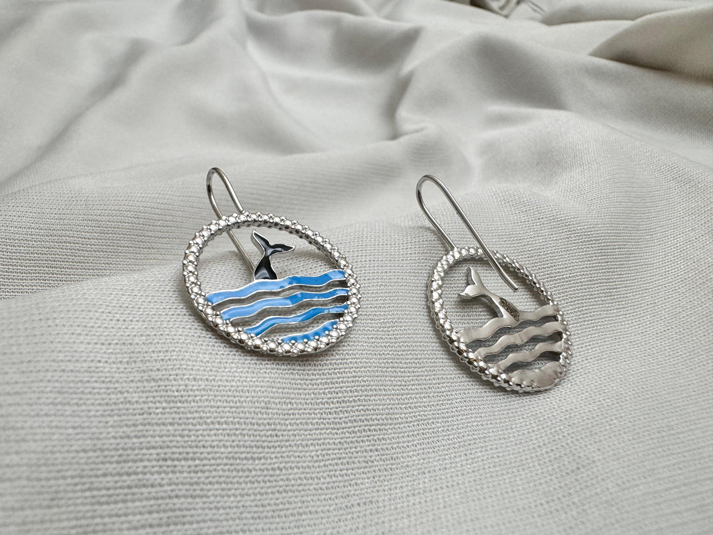 Fish in ocean earring (Hanging)