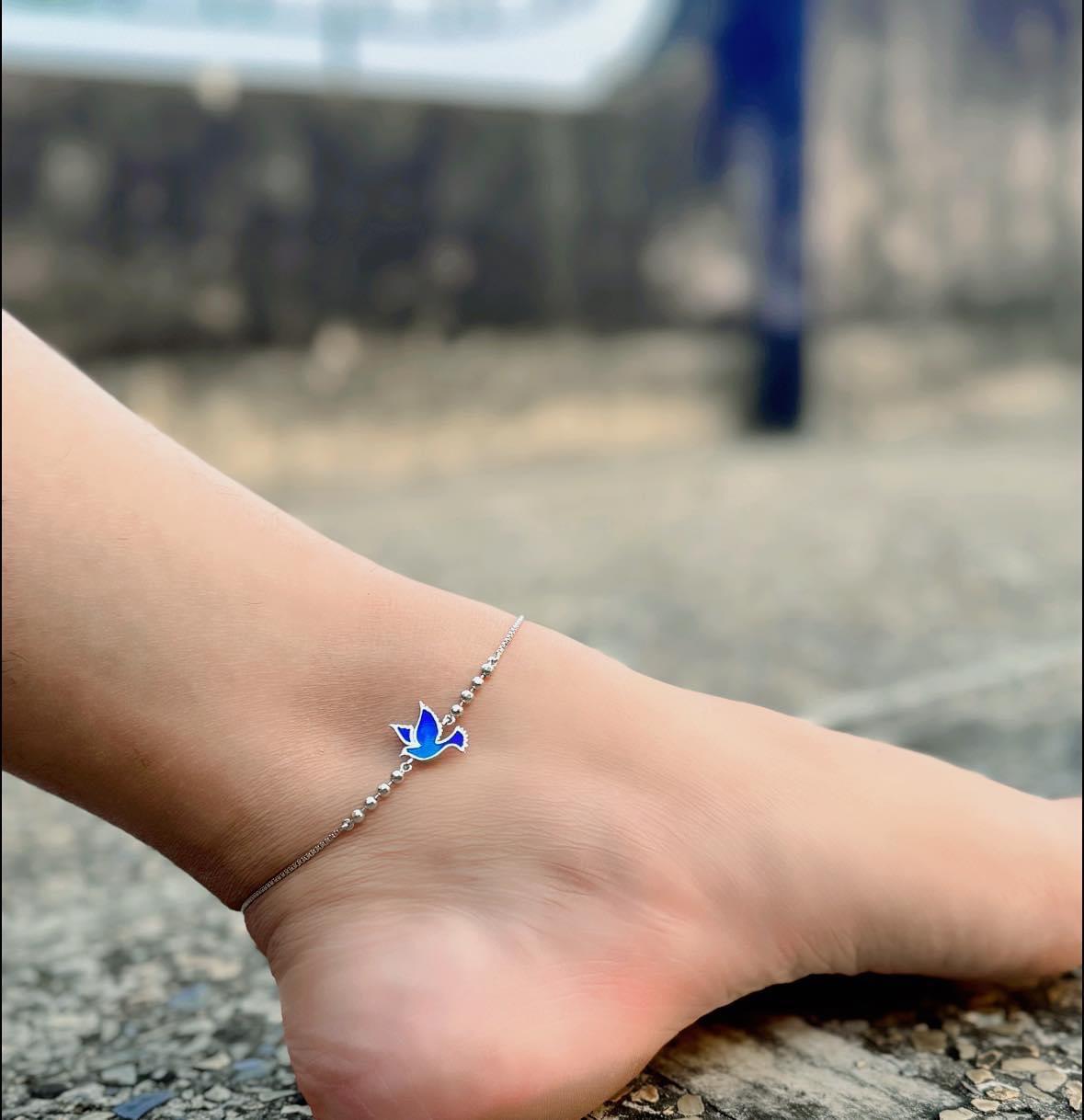 Bird anklet with beads