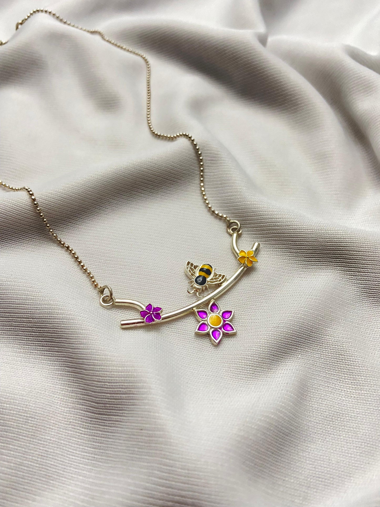 Honey bee flower necklace
