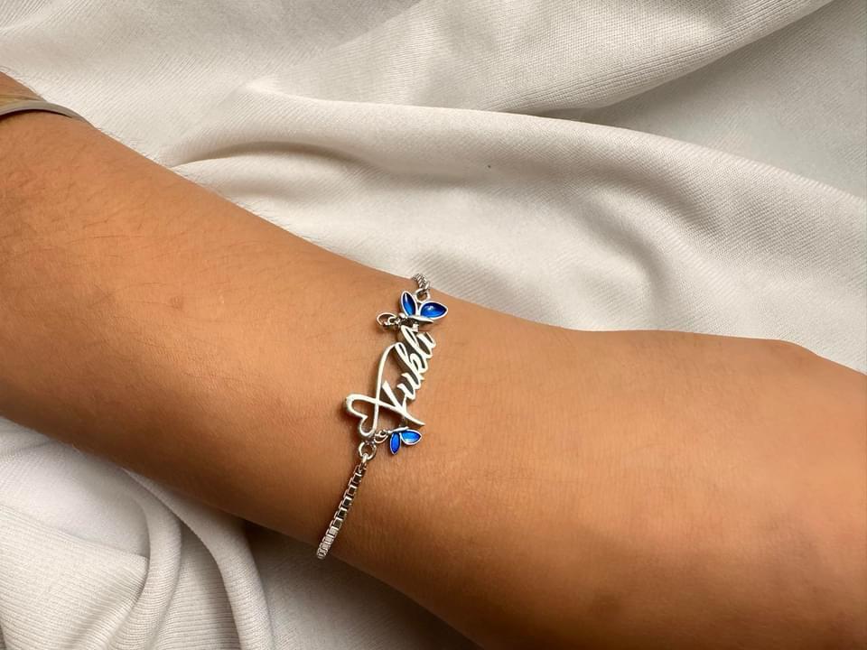 Personalized name wristlets