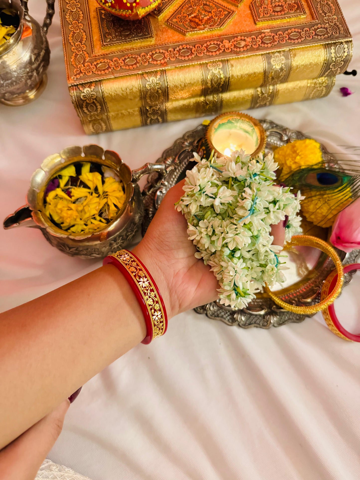 Shiuli chur pola bangle