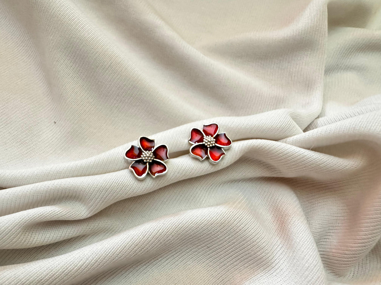 Red flower earring