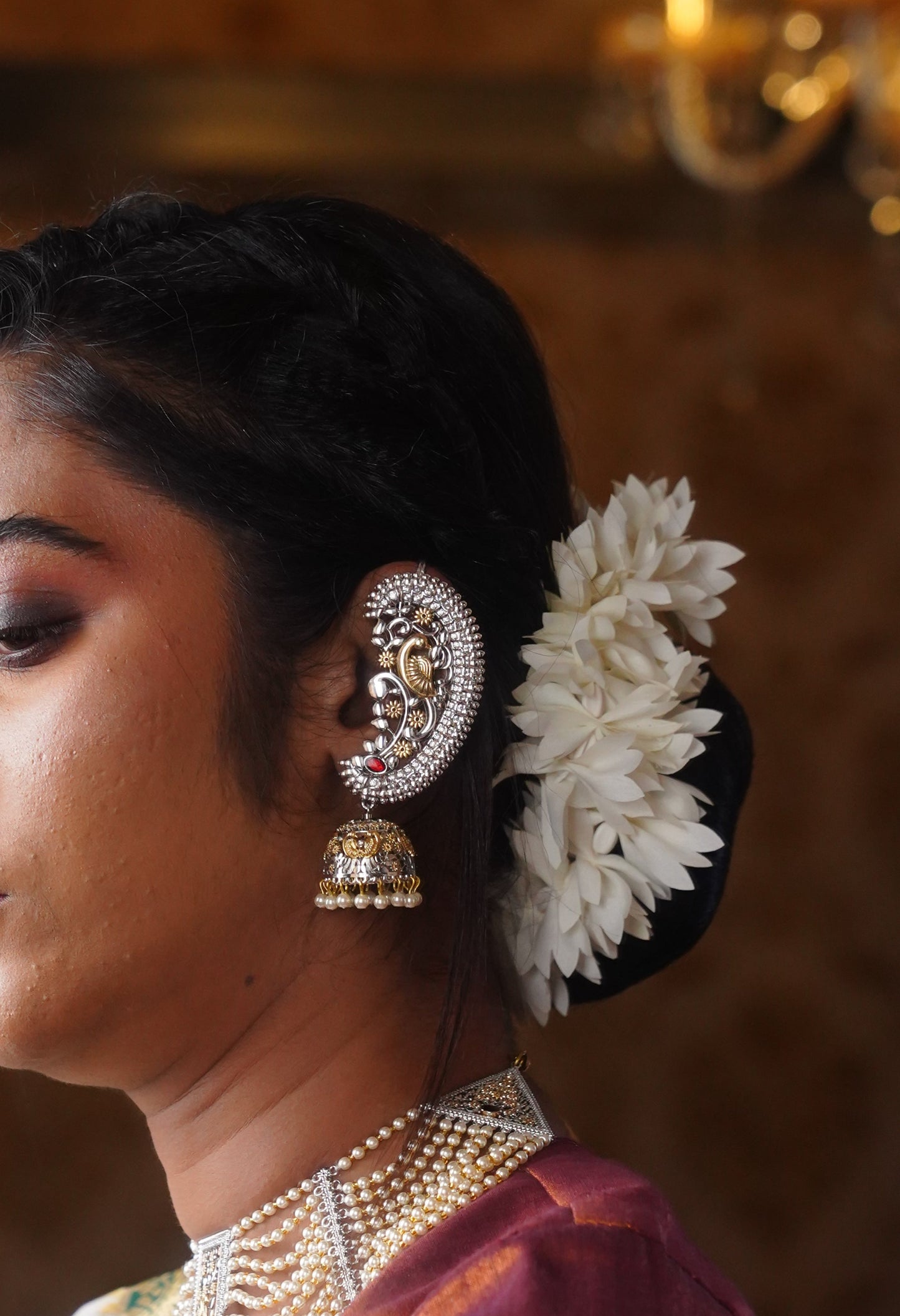 Mayuri kaan jhumka