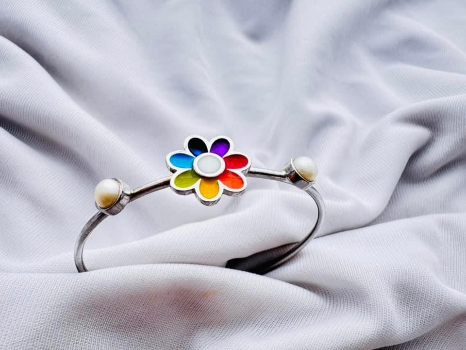 Rainbow flower bangle