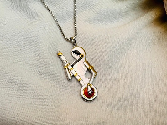 Meera pendant