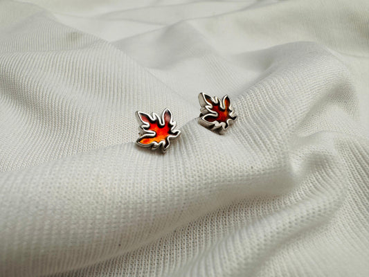 Maple earring (small)
