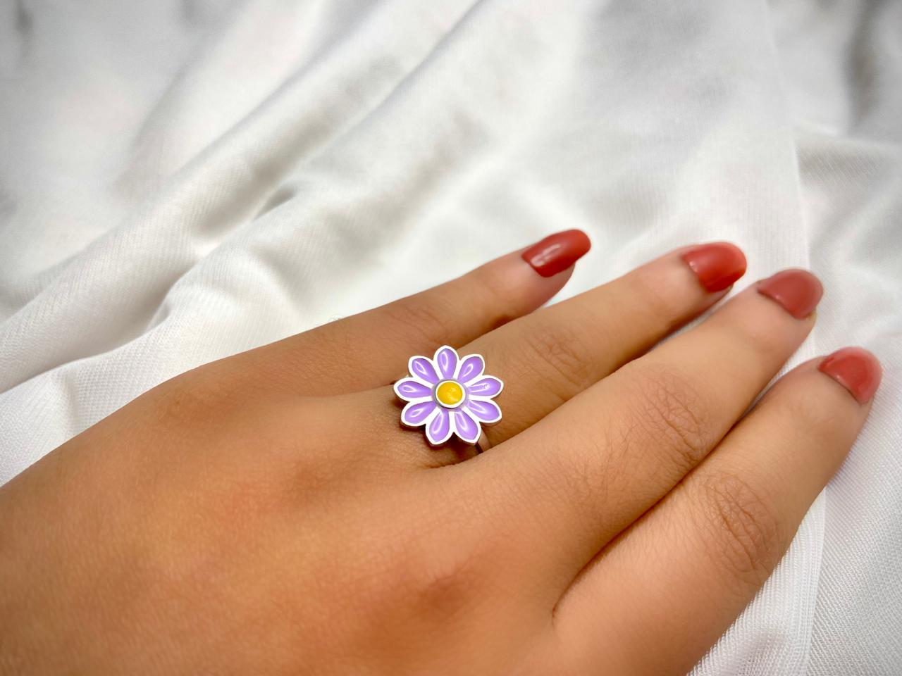 Daisy ring