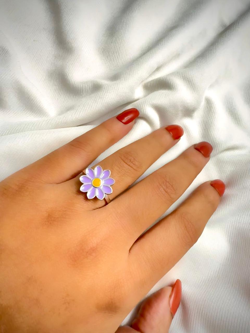 Daisy ring