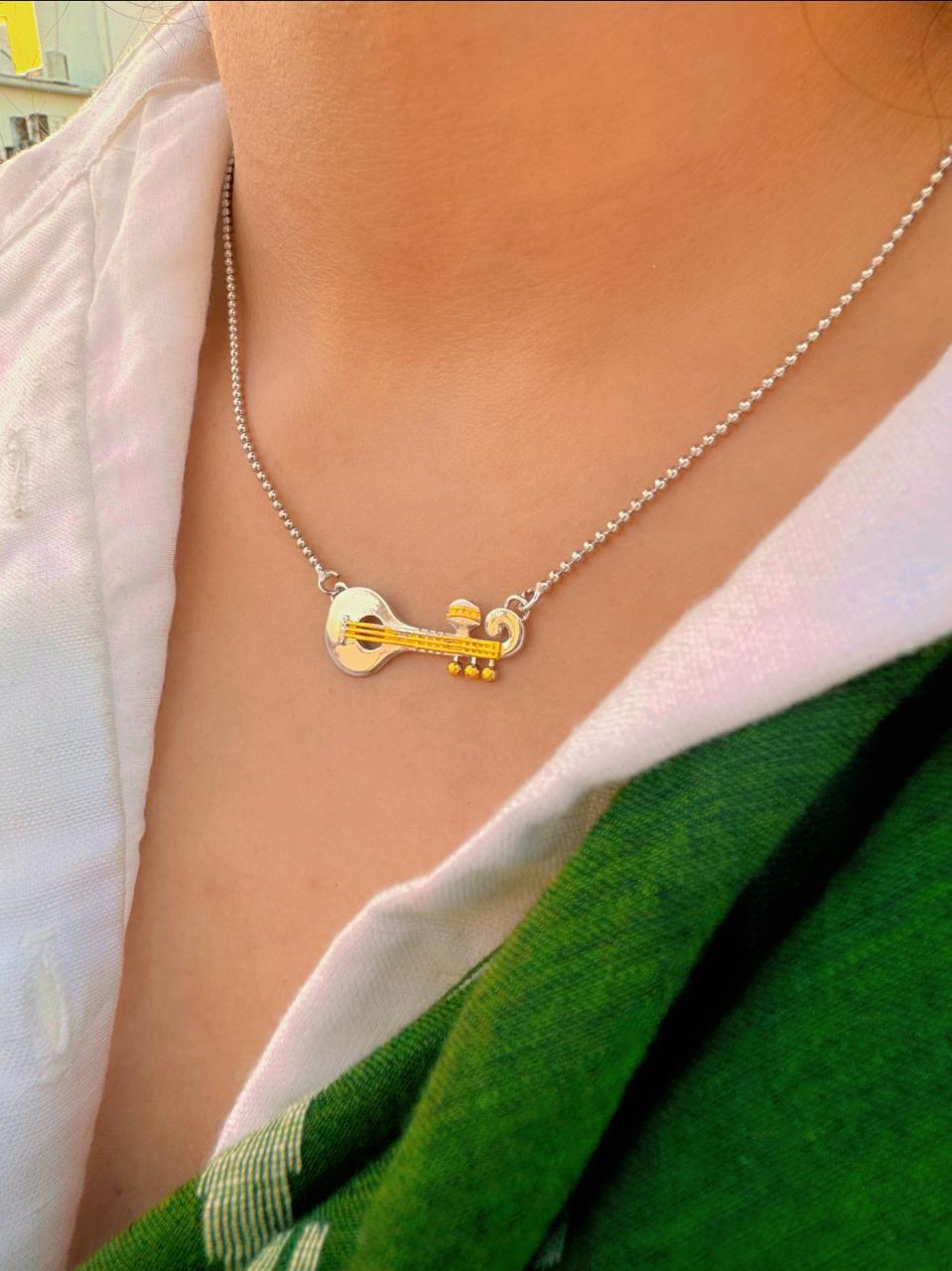 Veena necklace