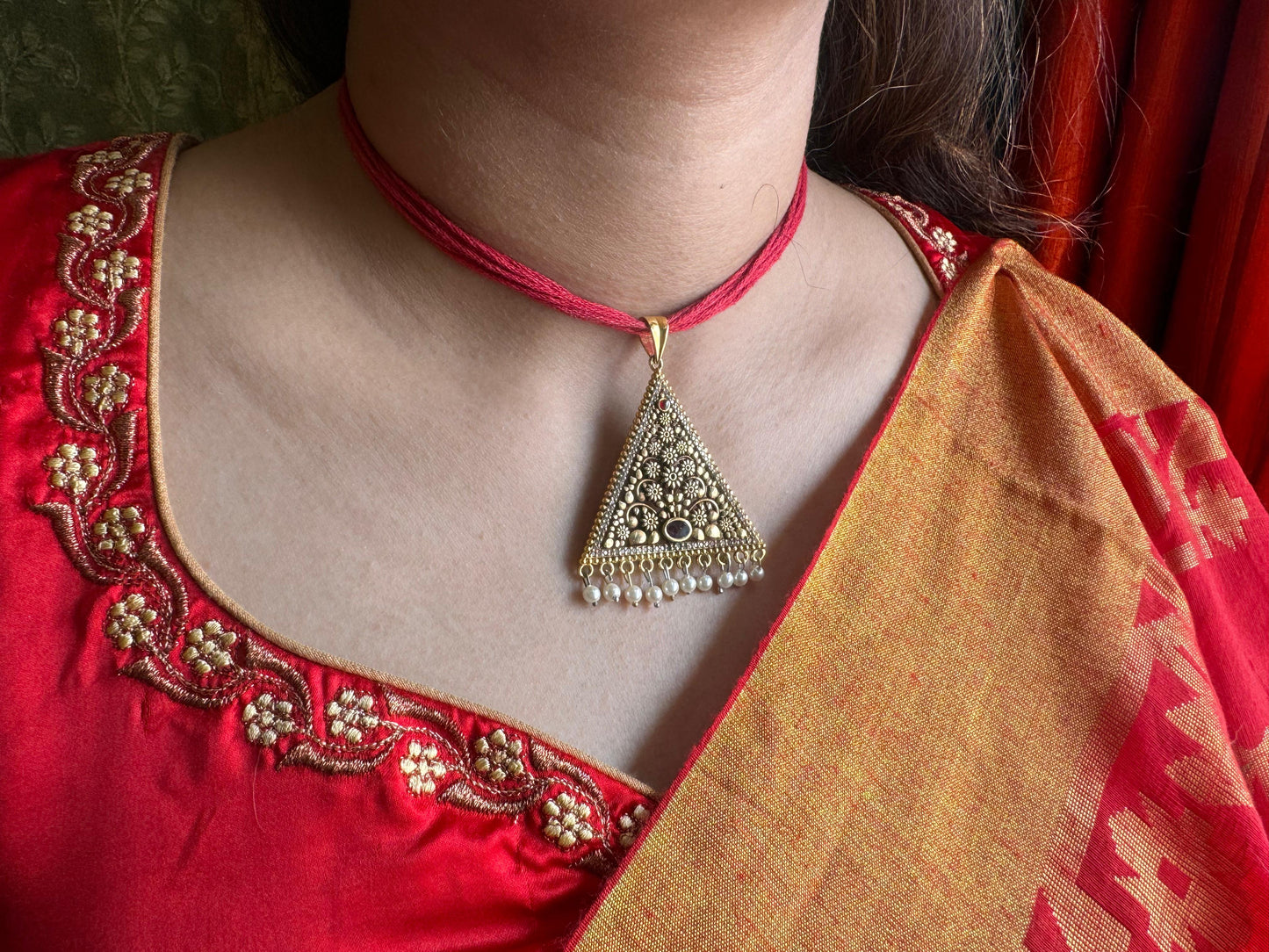 Pavo cristatus jal work triangular pendant