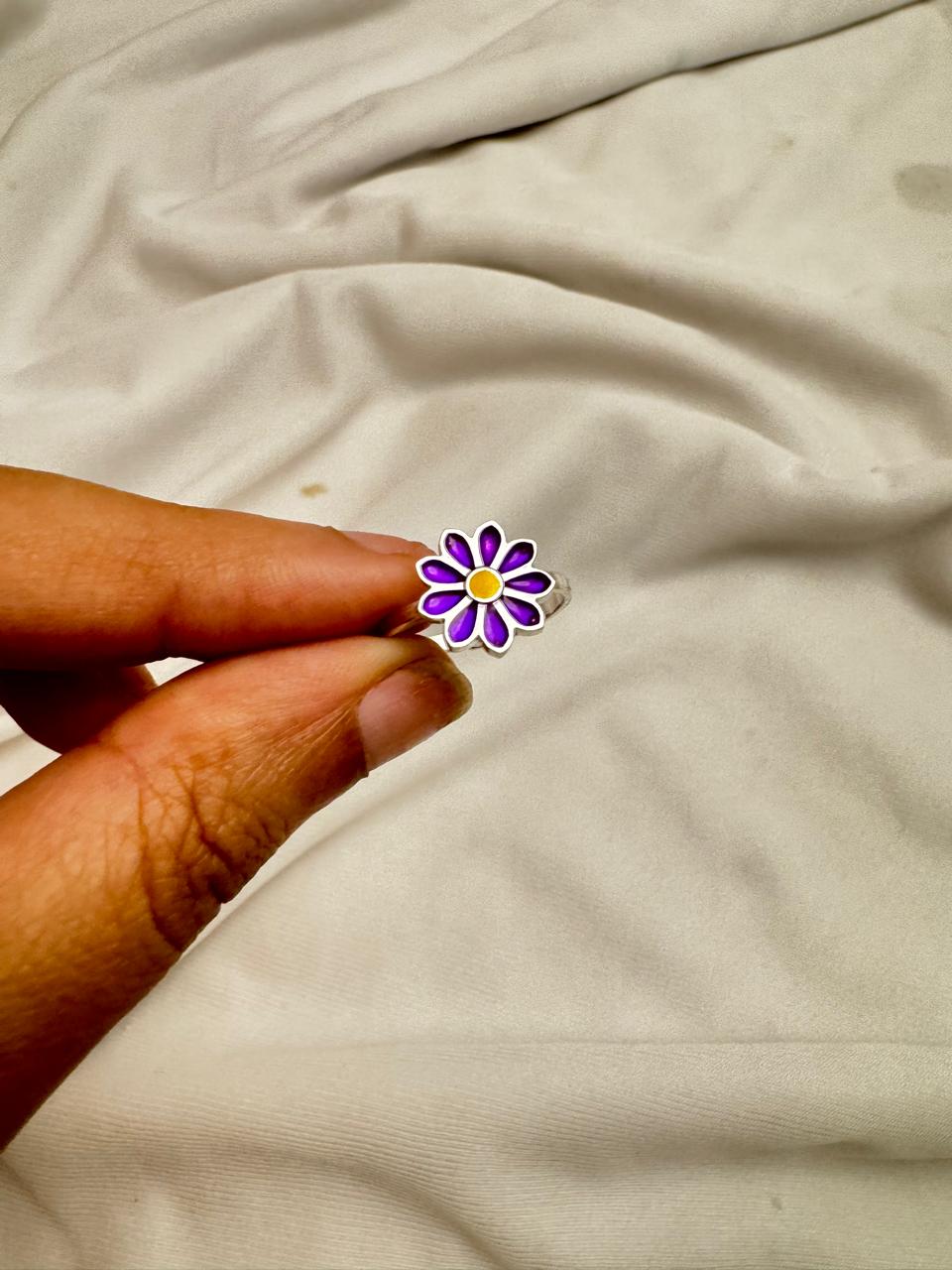 Daisy toe-ring
