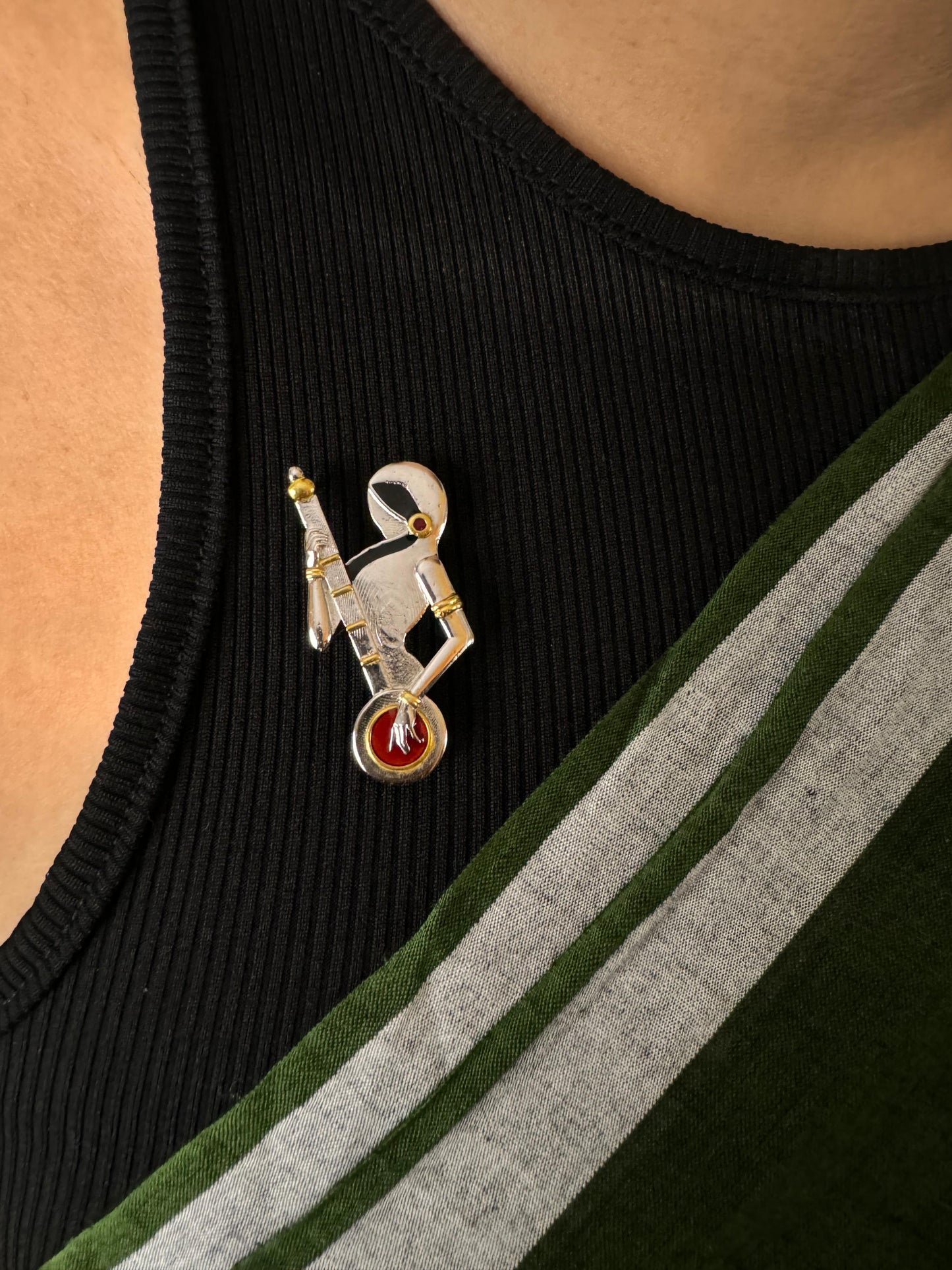 Meera brooch