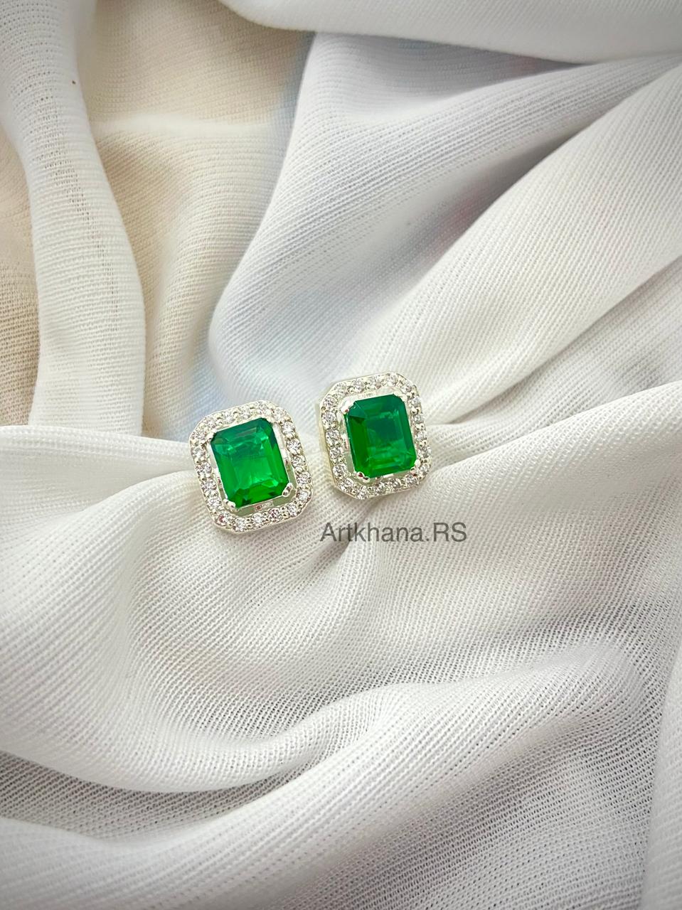 Green stone zircon earring