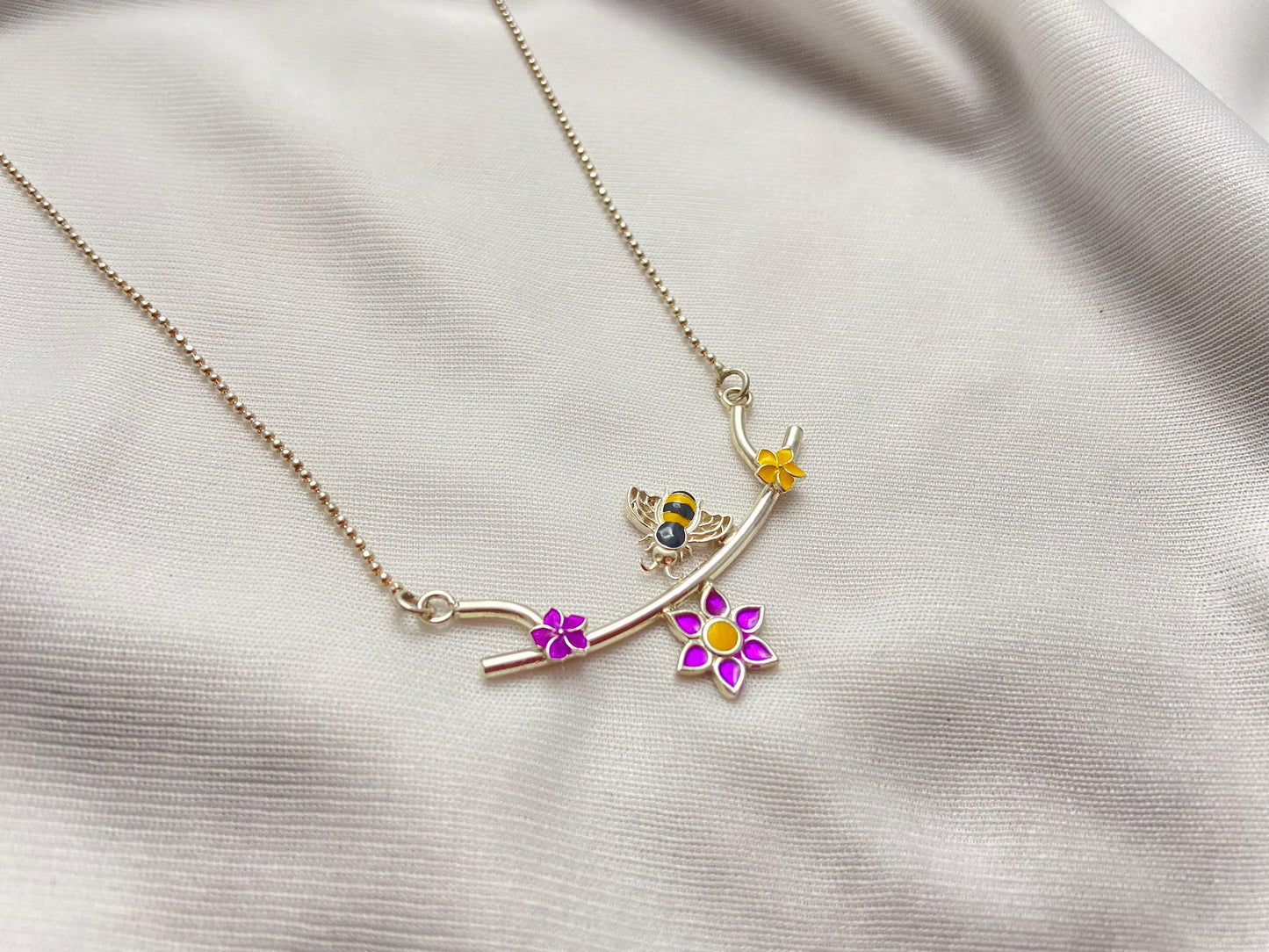 Honey bee flower necklace