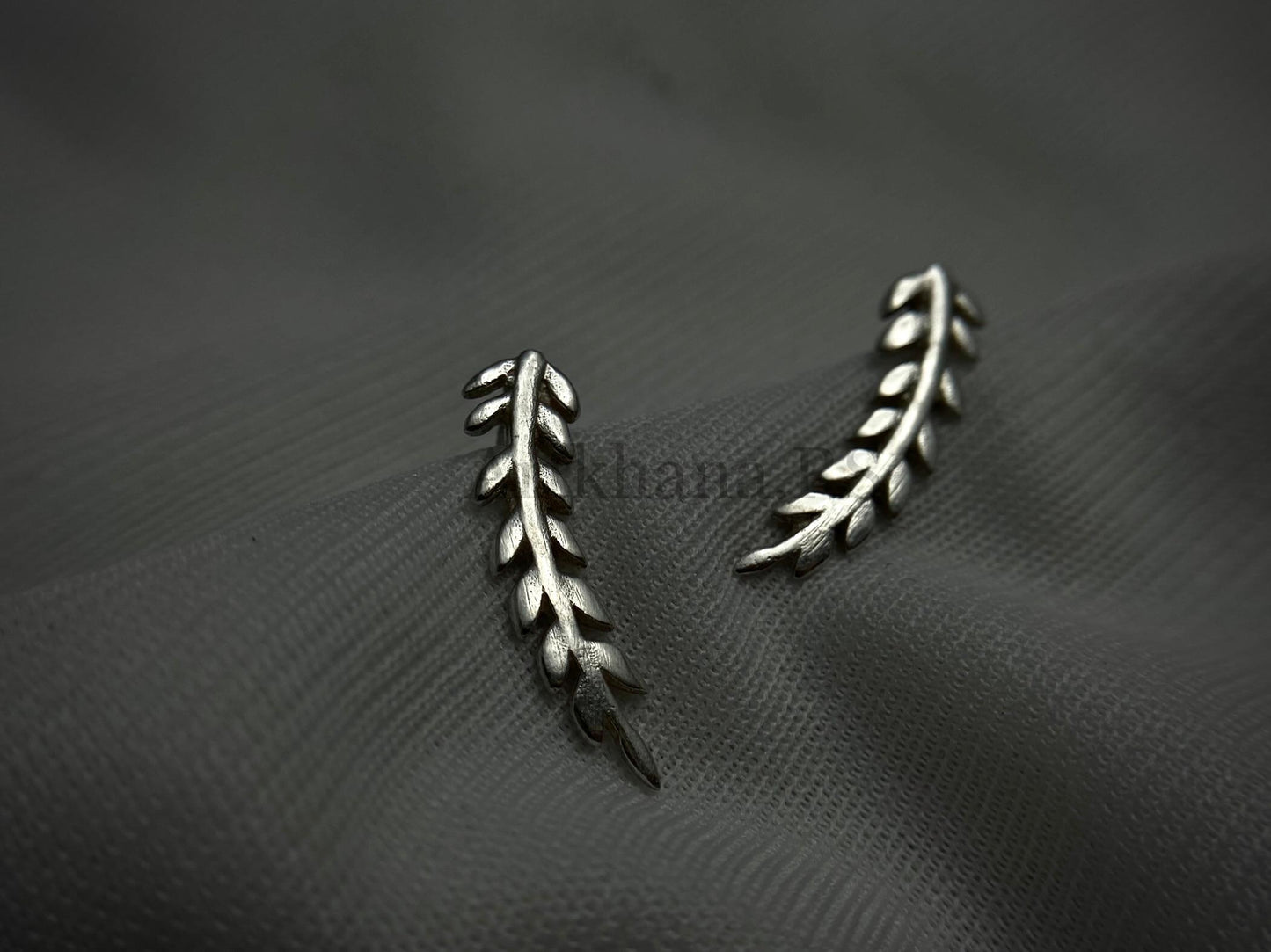 Leaf earcuff