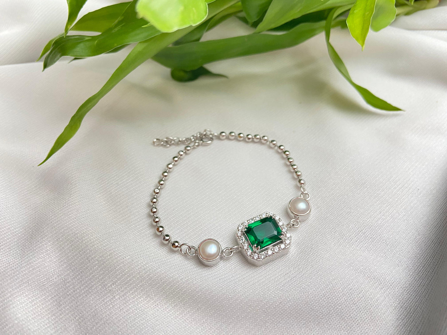 Silver zircon and green stone pearl wristlet