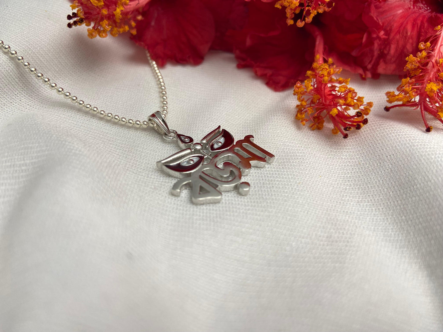 Boromaa pendant