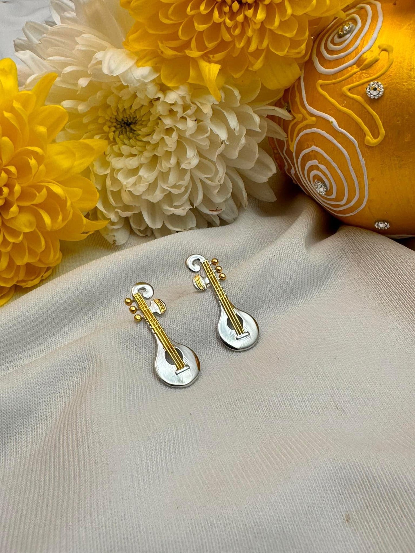 Veena earring