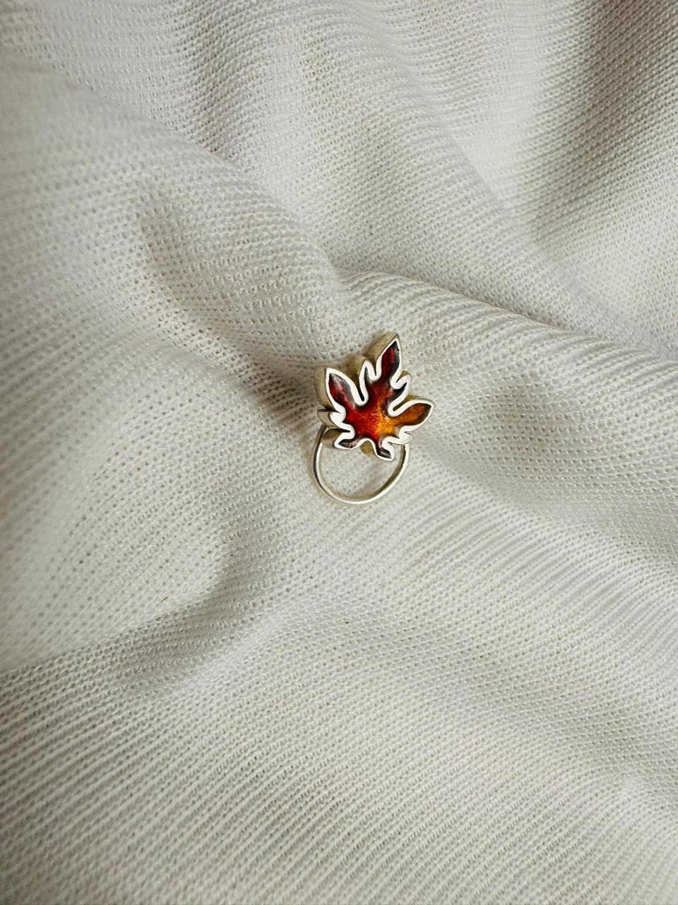Maple nosepin