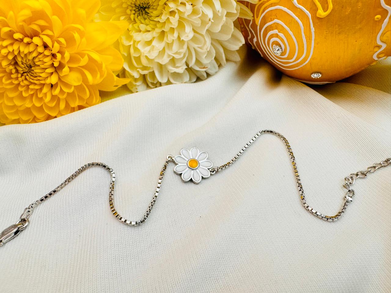 Daisy anklet