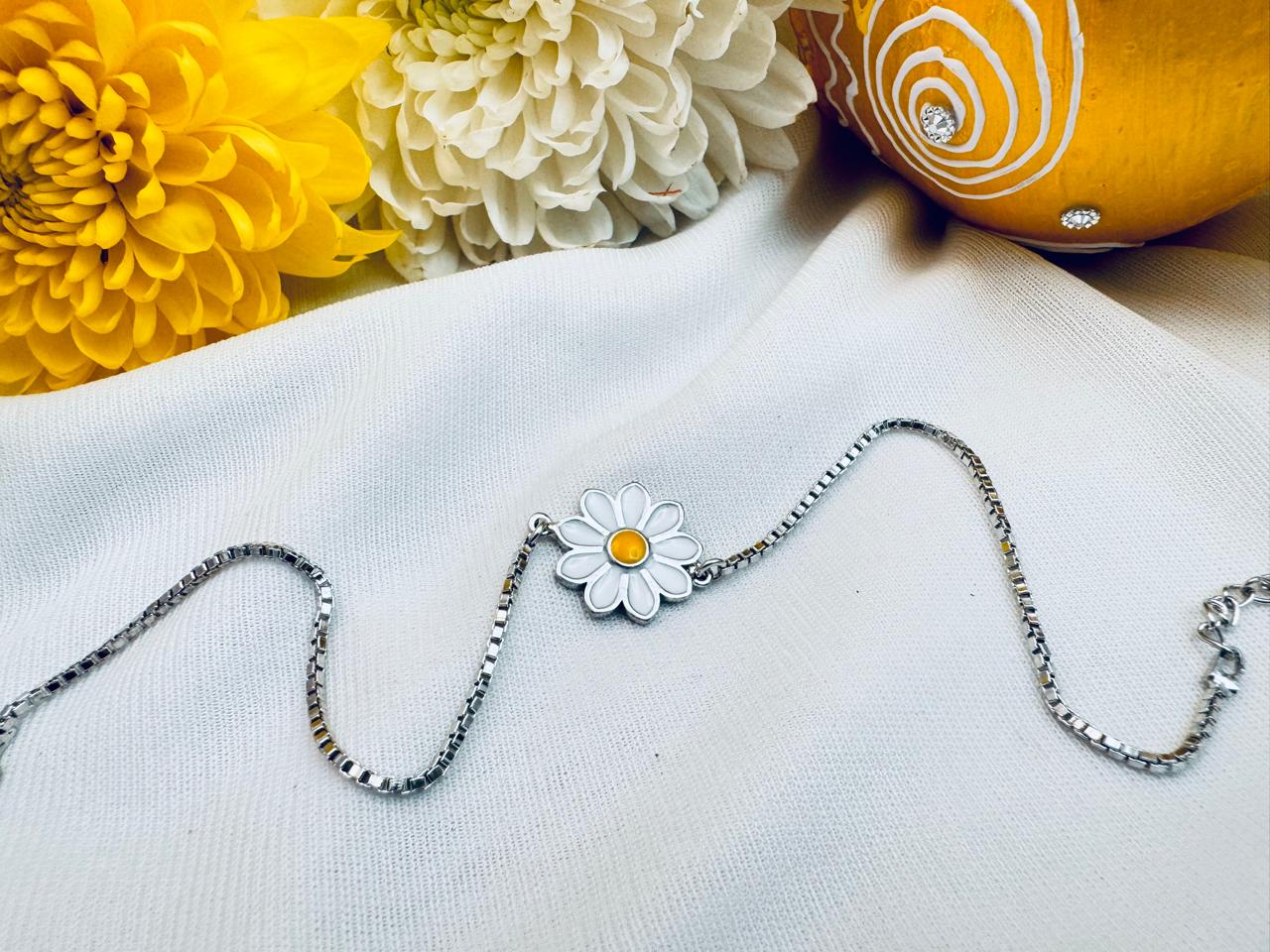 Daisy anklet