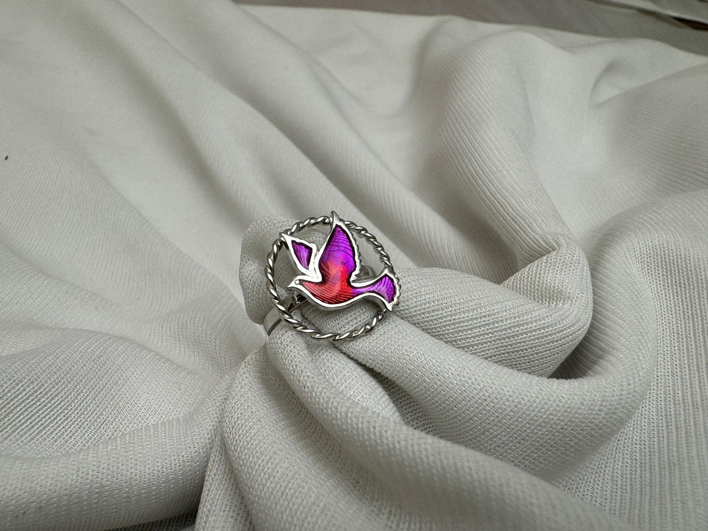 Magenda pink bird ring