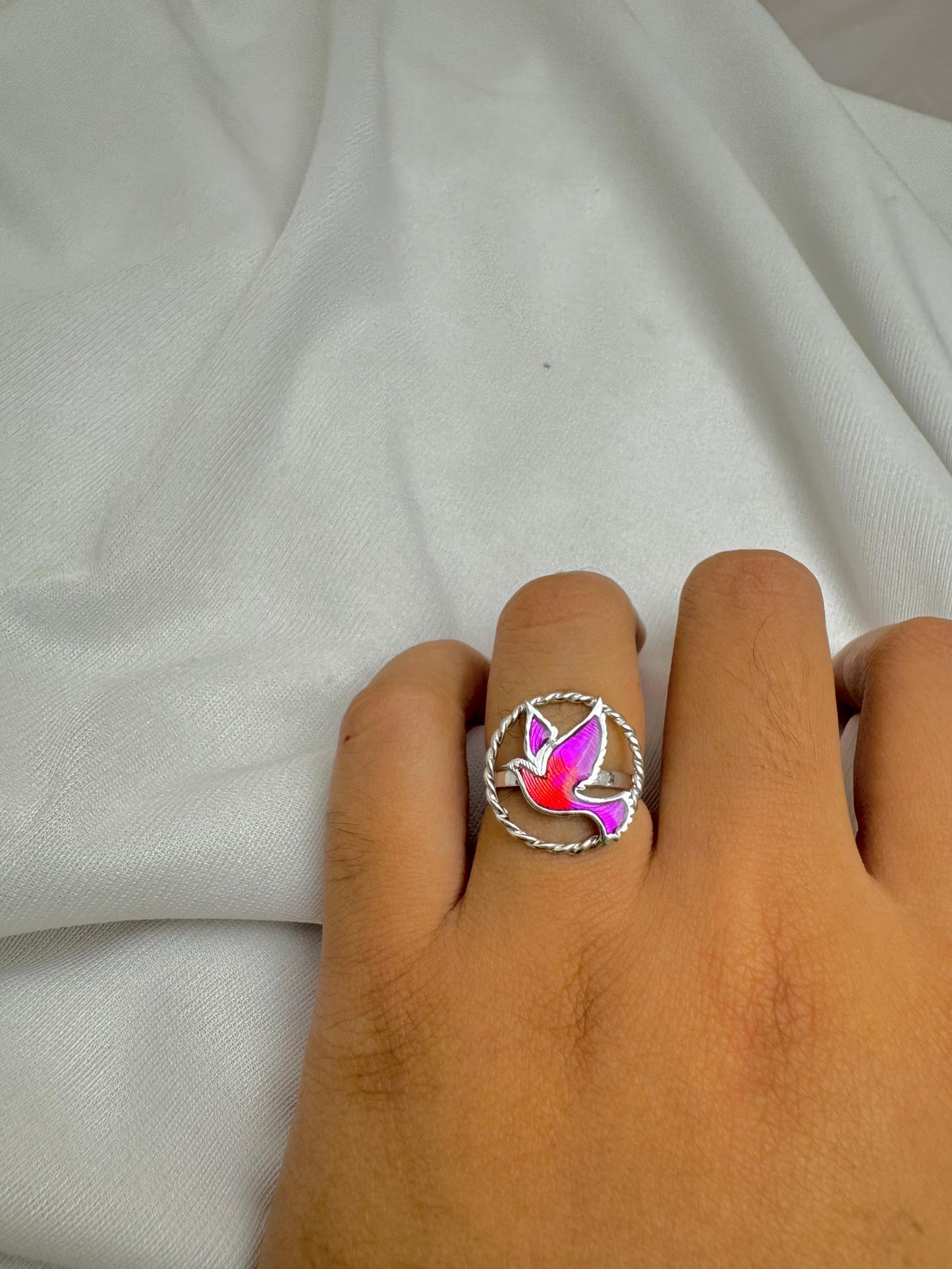 Magenda pink bird ring