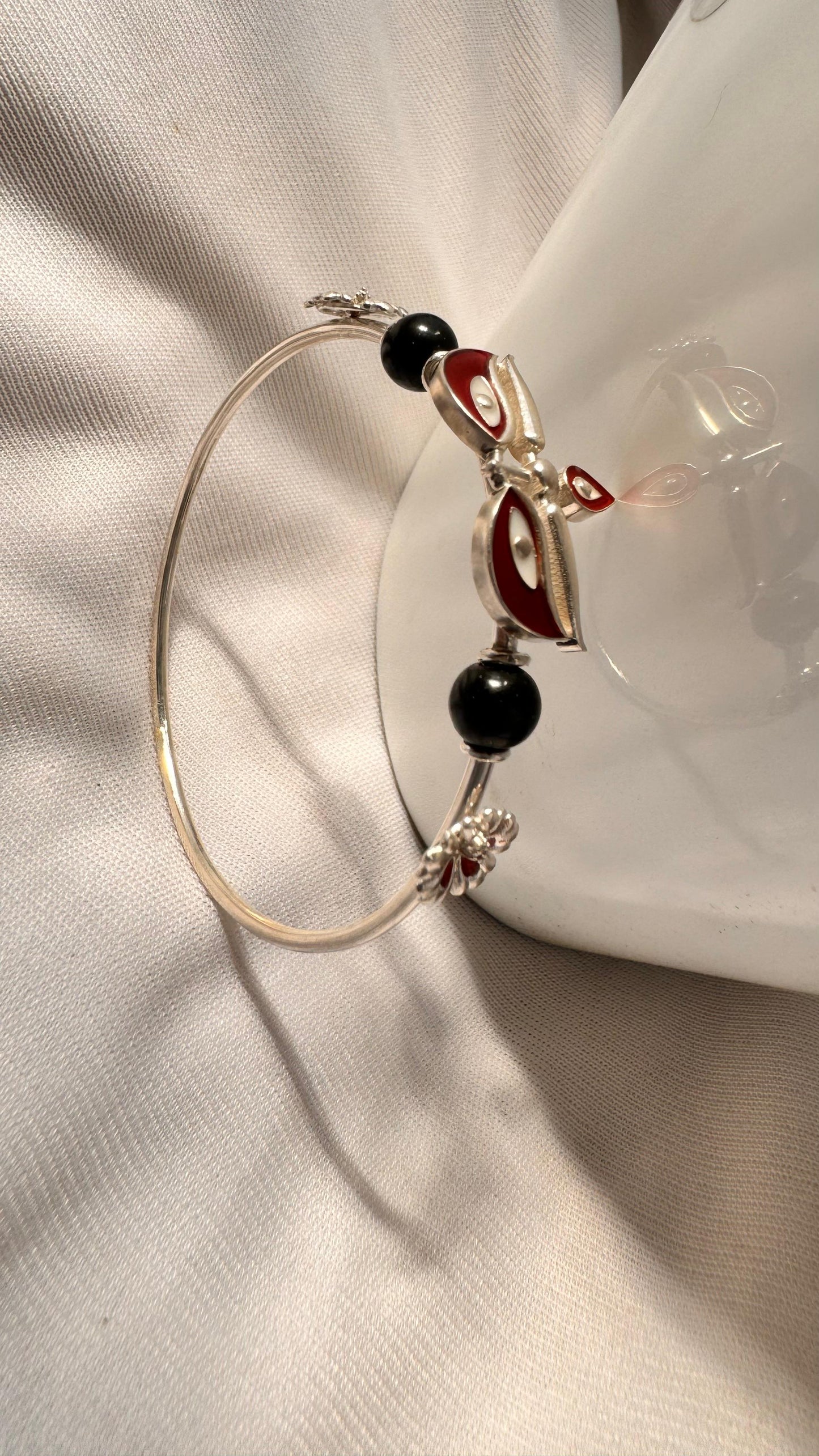 Boromaa eye bangle with nazariyan