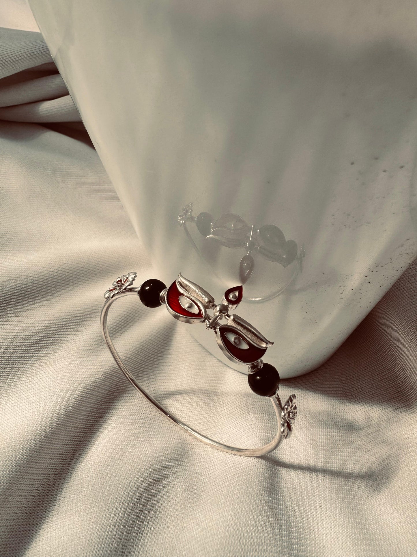 Boromaa eye bangle with nazariyan