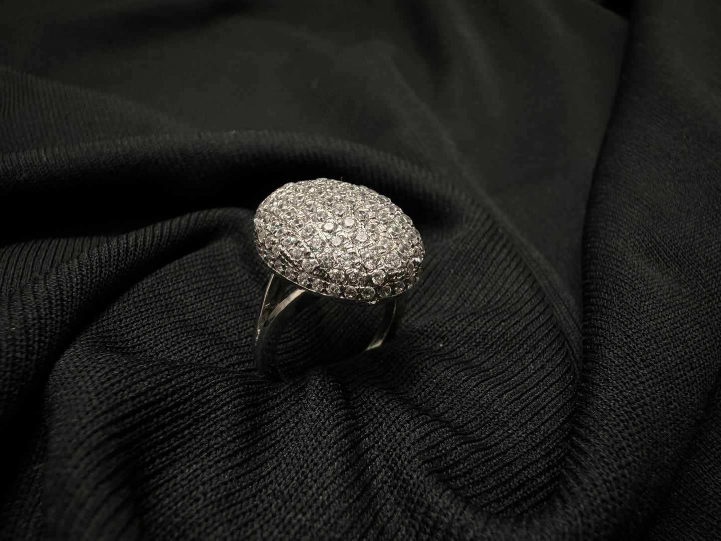 Bella ring