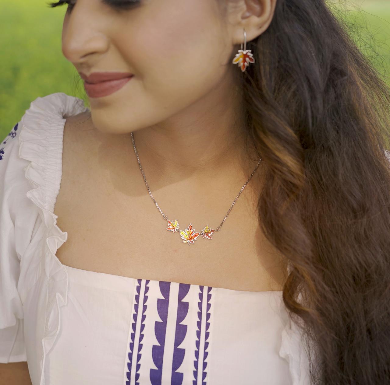 Maple necklace