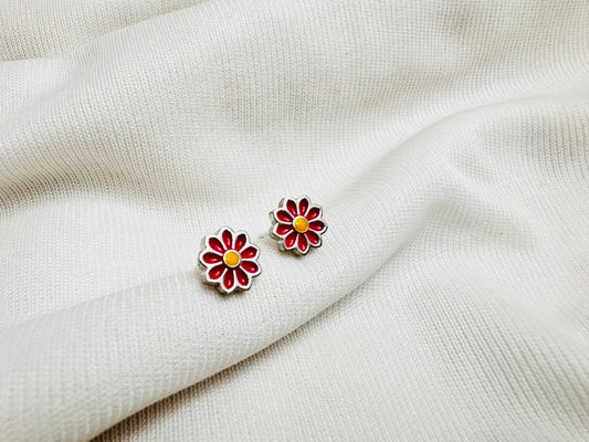 Daisy earring (small)