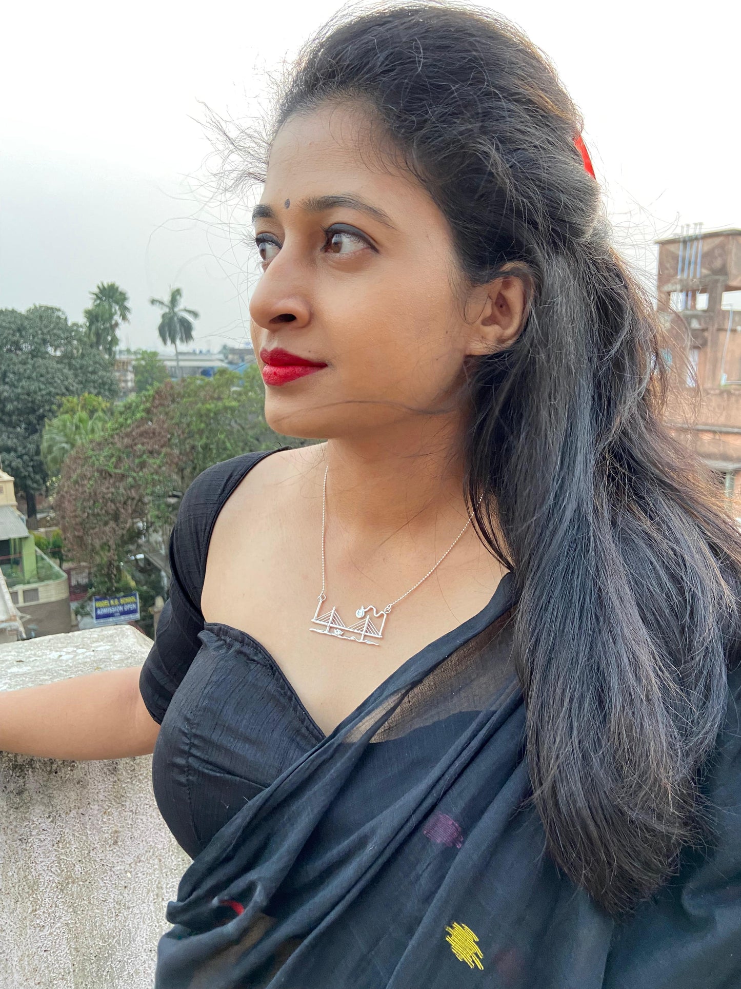 Hooghly bridge necklace