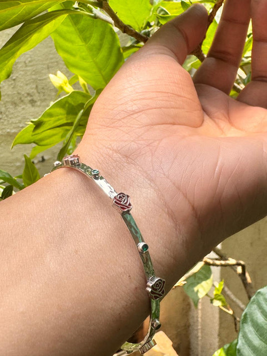Red rose bangle