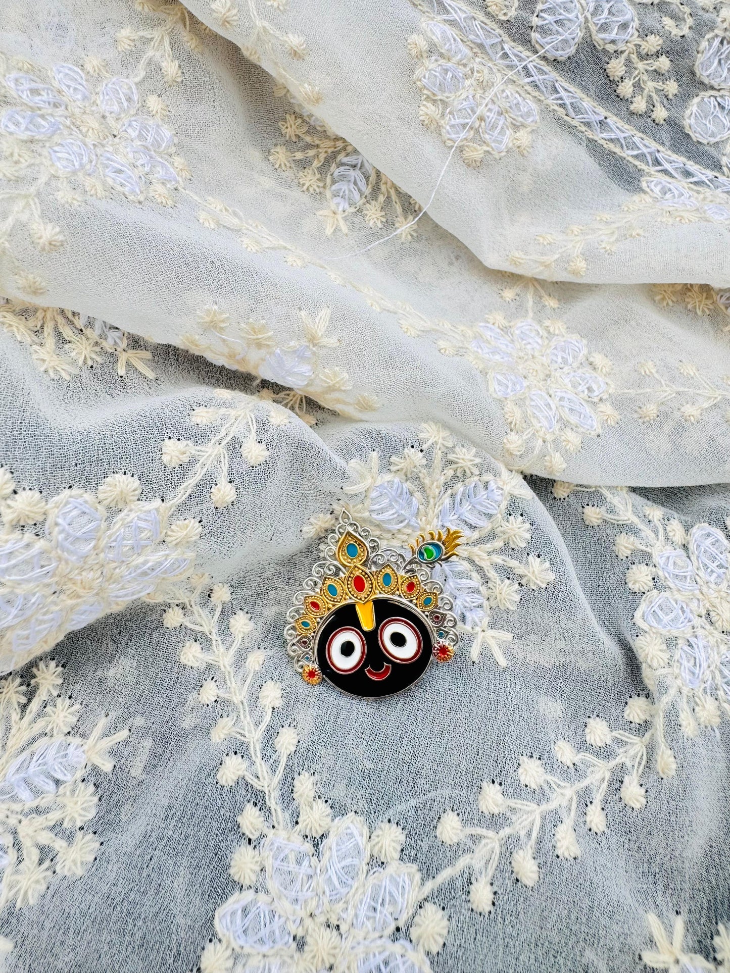 Nathkhat Jagannath brooch