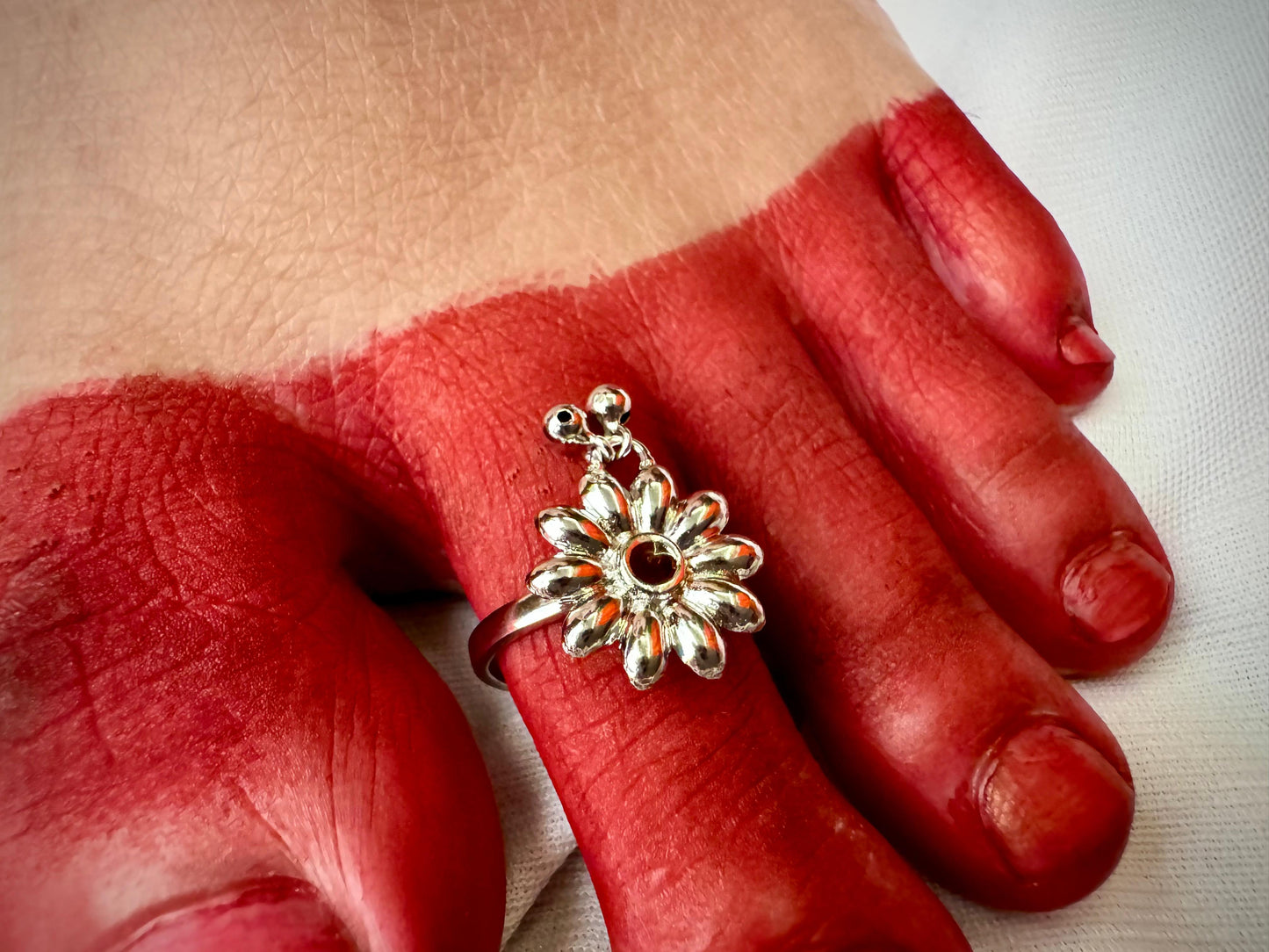 Jyotsna toe ring
