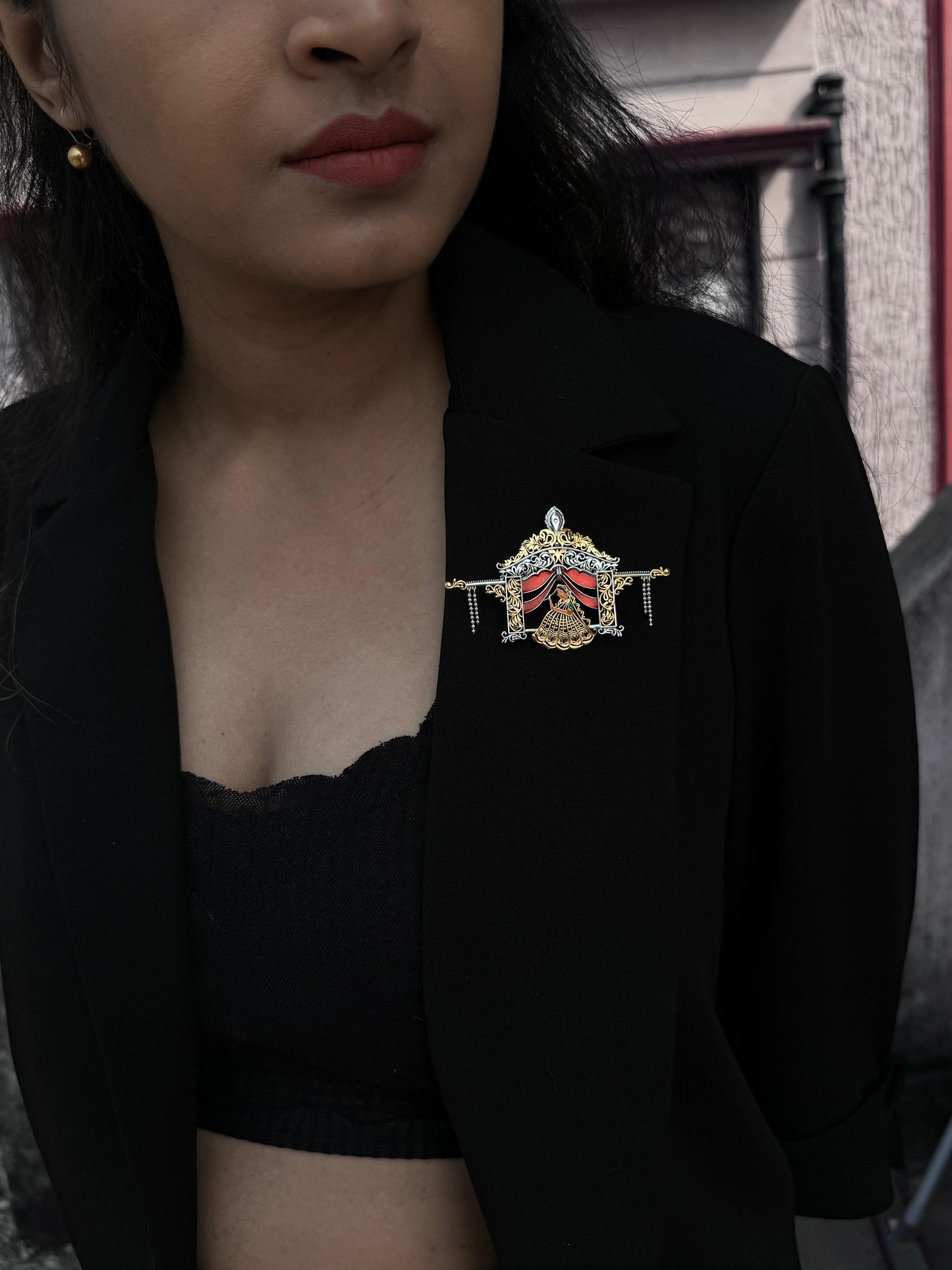 Palki brooch