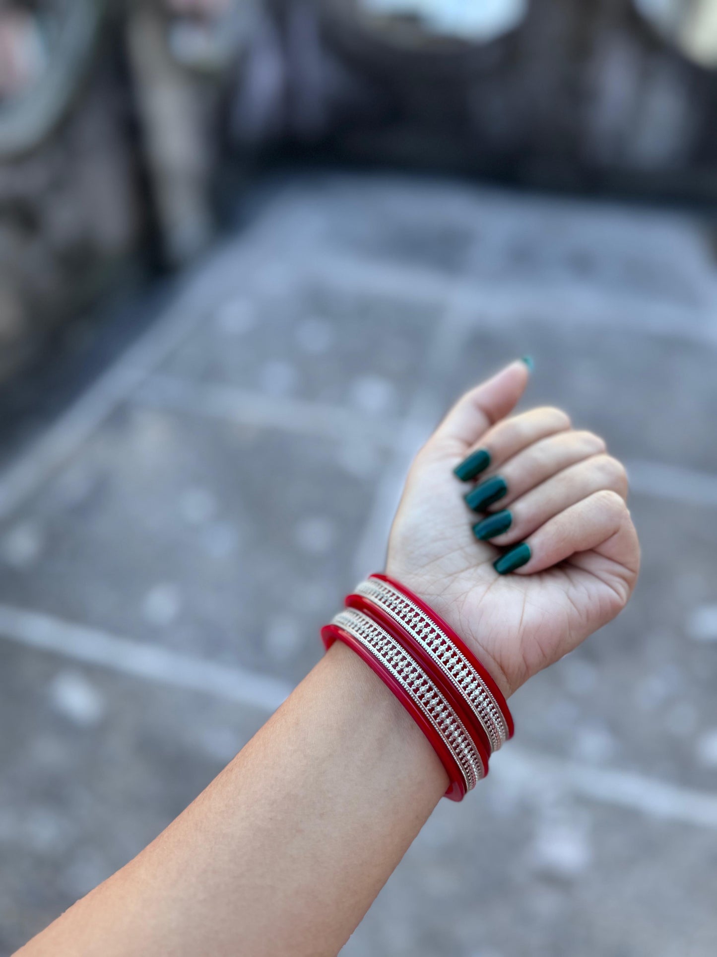 Symmetric pola bangle