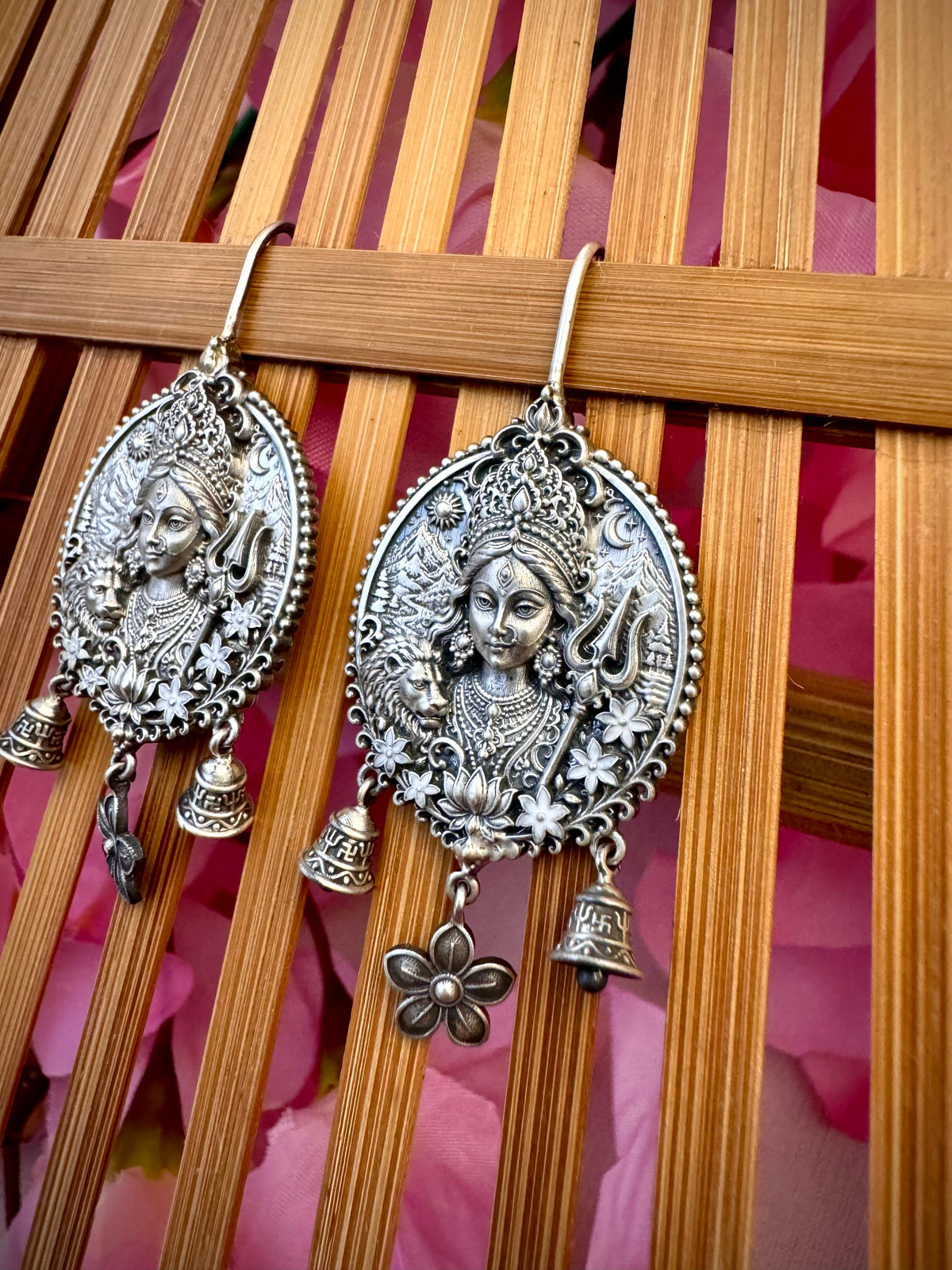 Ma Durga Dangler 2026