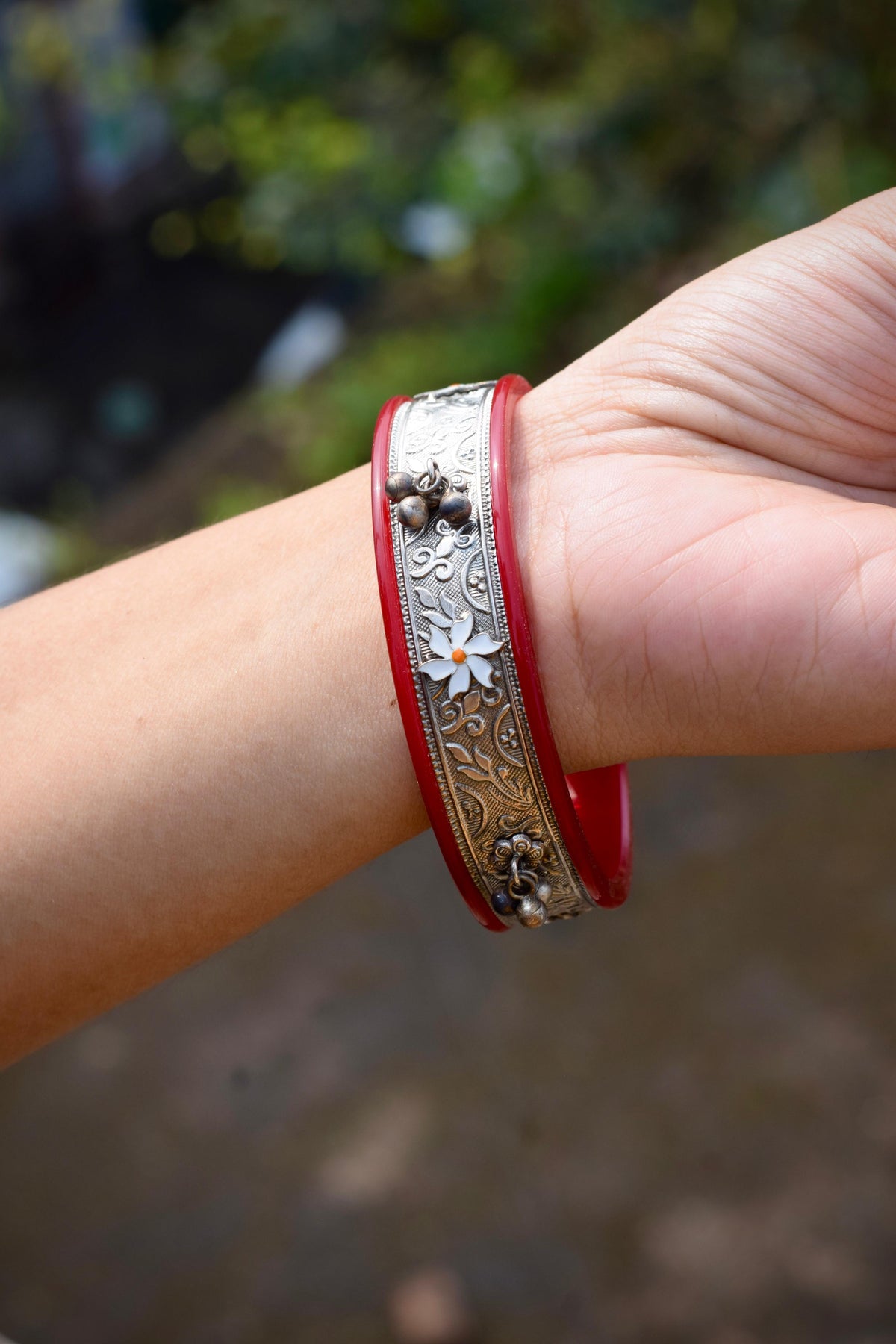 Shiuli tribal pola bangle