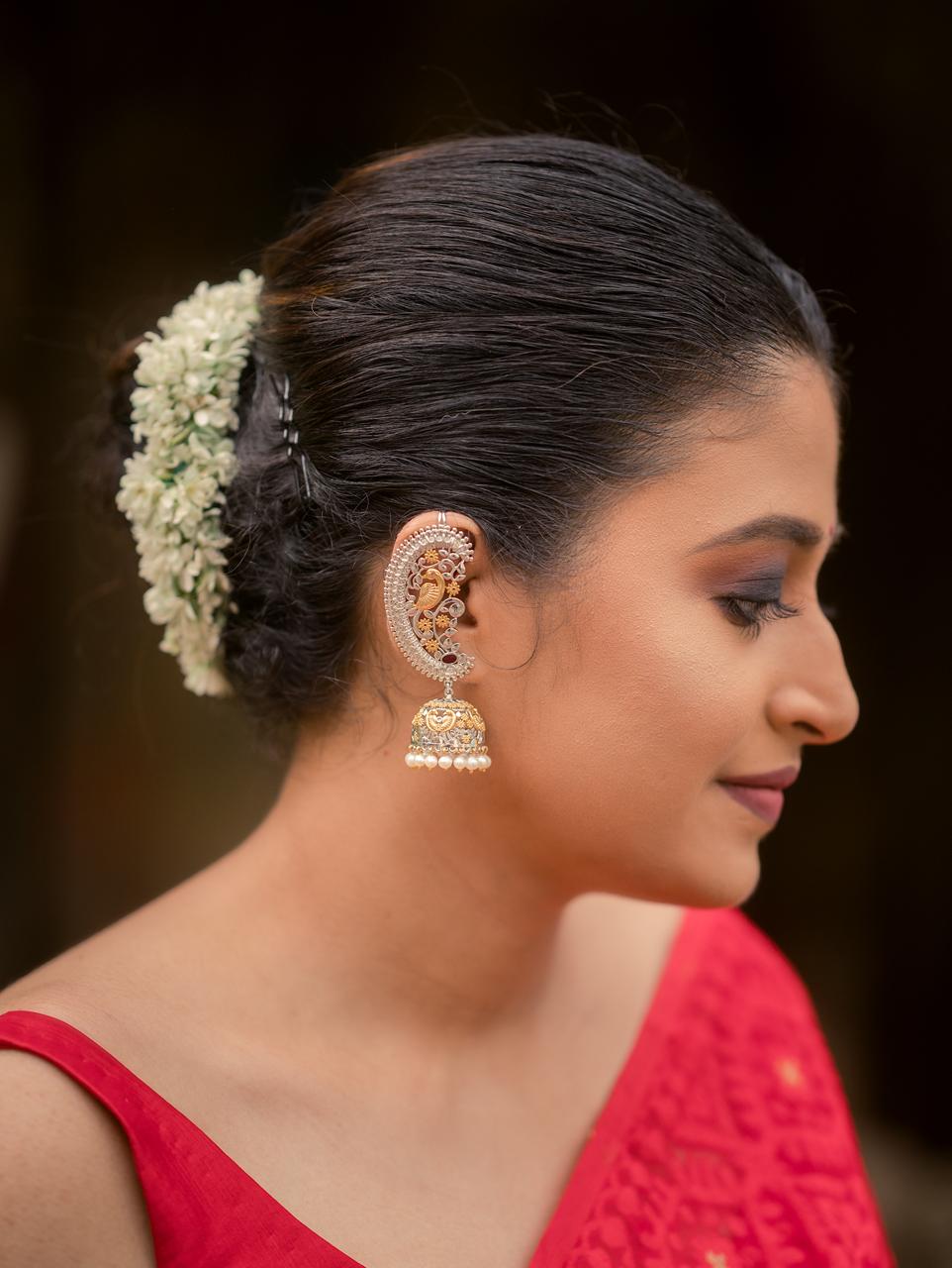 Mayuri kaan jhumka