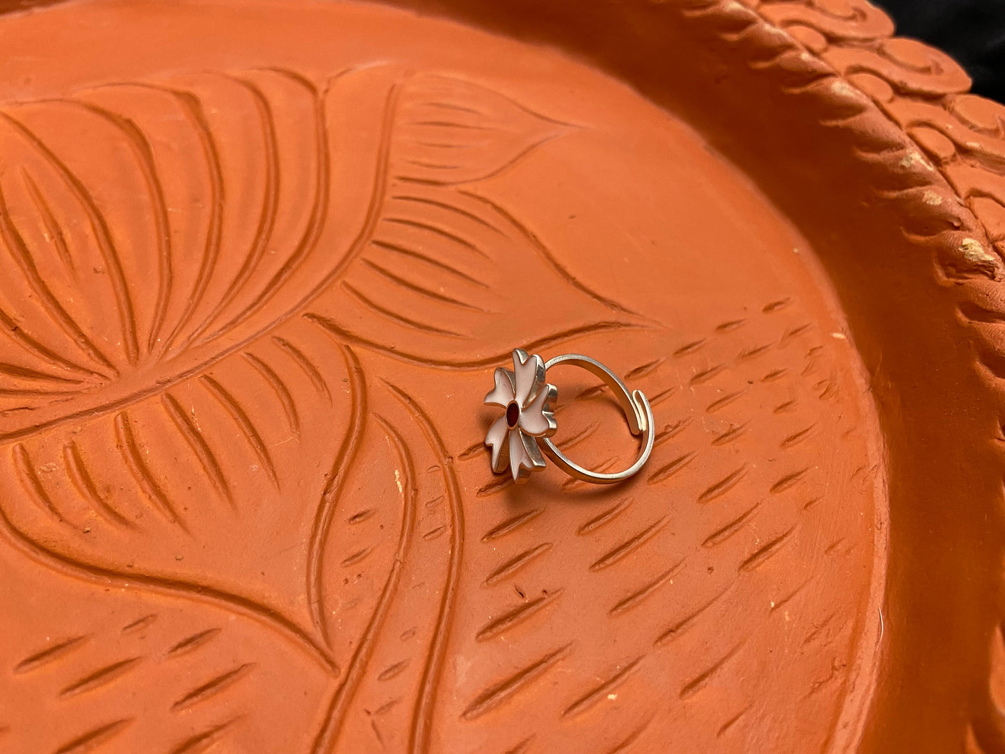 Shiuli ring