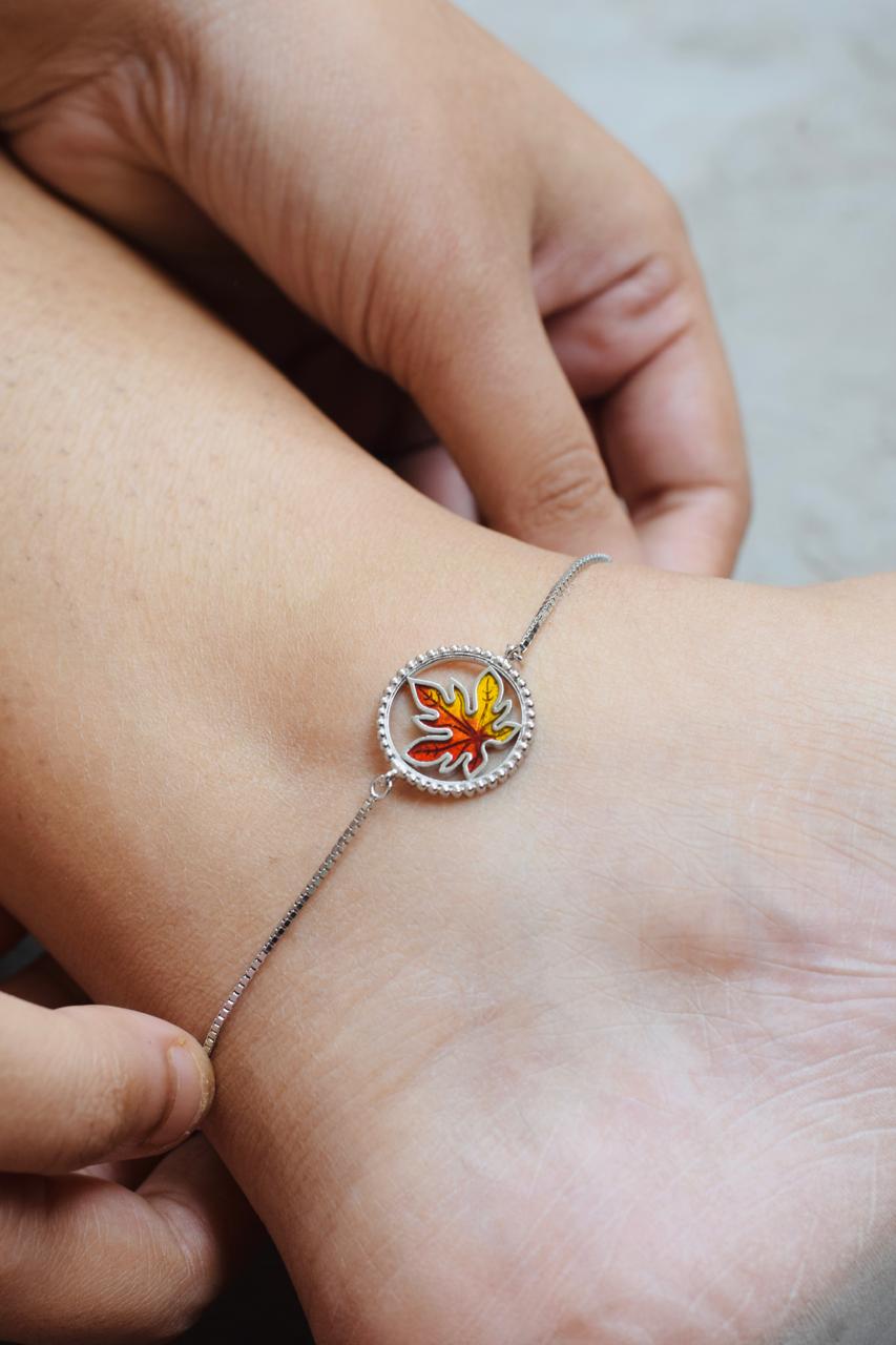 Maple round anklet