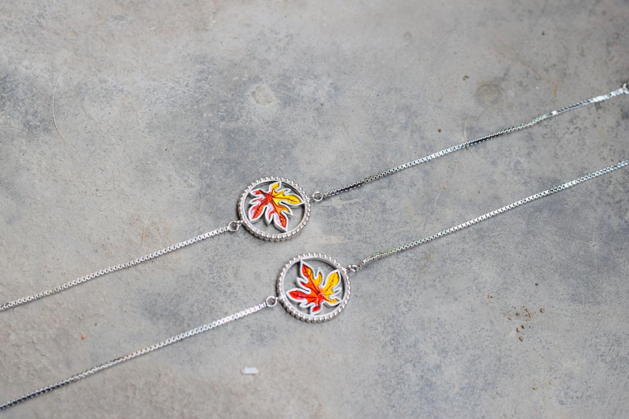 Maple round anklet