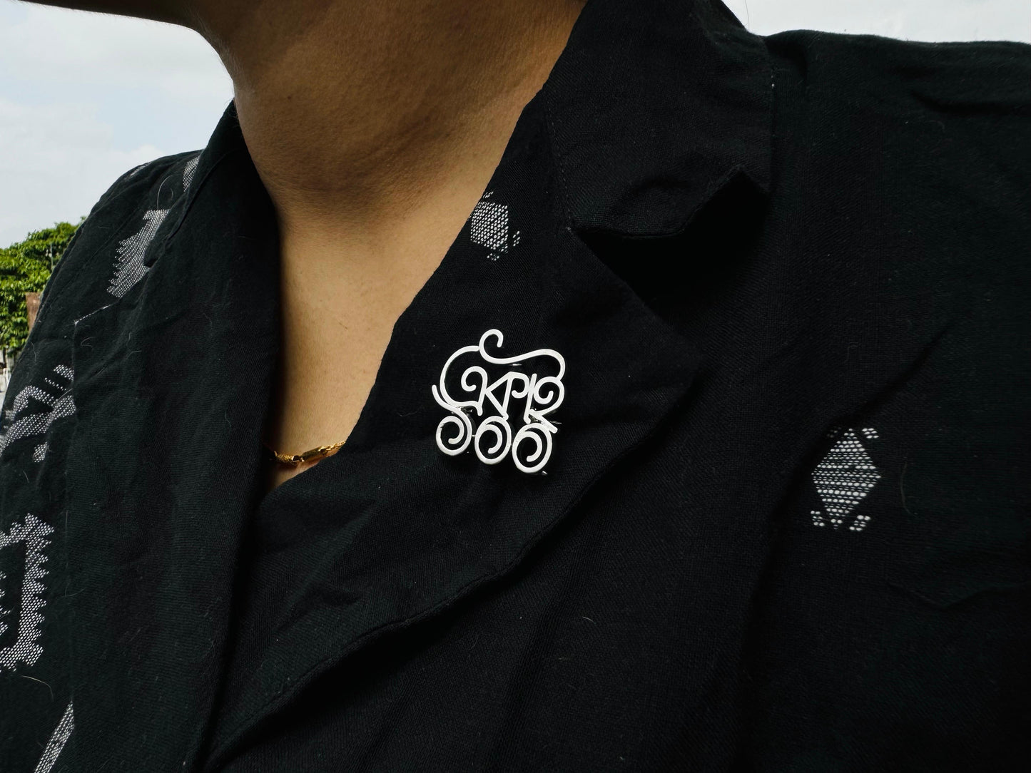 একাই ১০০ - Ekai aksho brooch unisexual