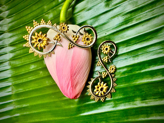 Chandrava earring cum earcuff