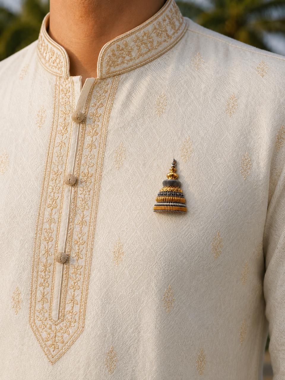 Topor brooch